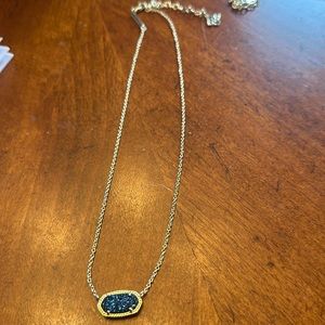 Kendra Scott necklace